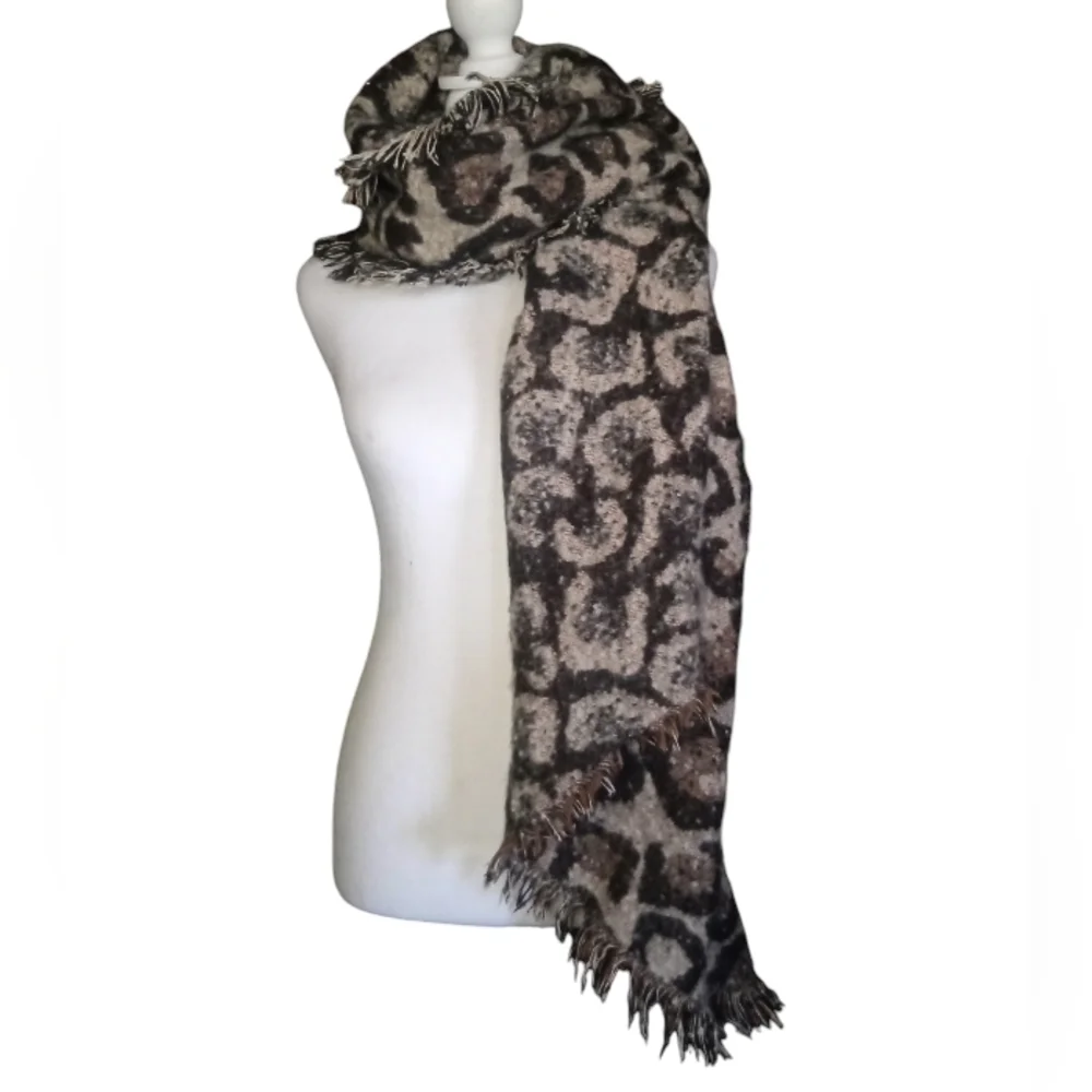 Unbranded Textured With Fringe Leopard Print Oversized Blanket Scarf